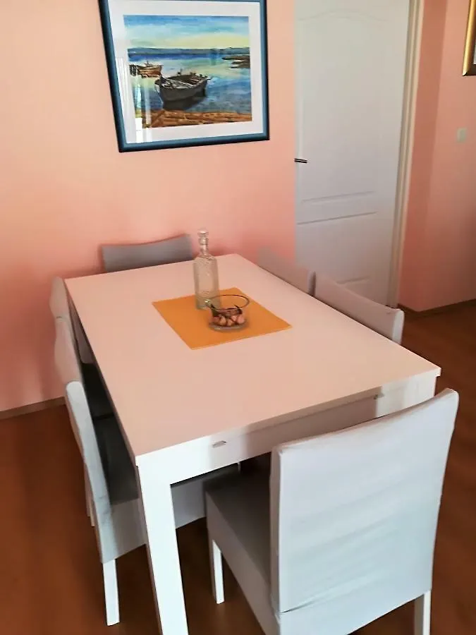 Apartman Rosanda Premuda Apartment