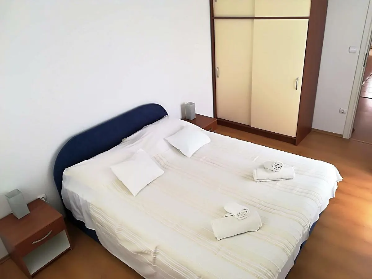 Apartman Rosanda Premuda